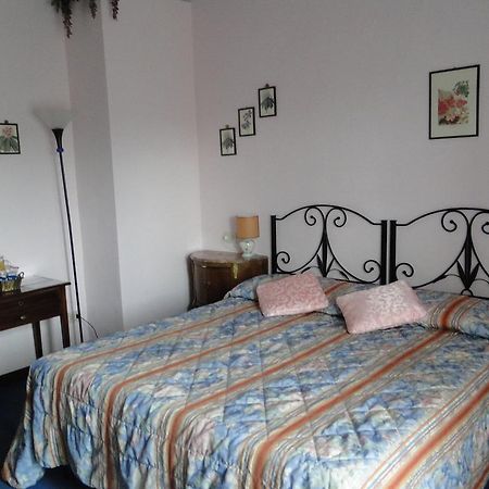 Residenza Giulia Hotell Florens Exteriör bild
