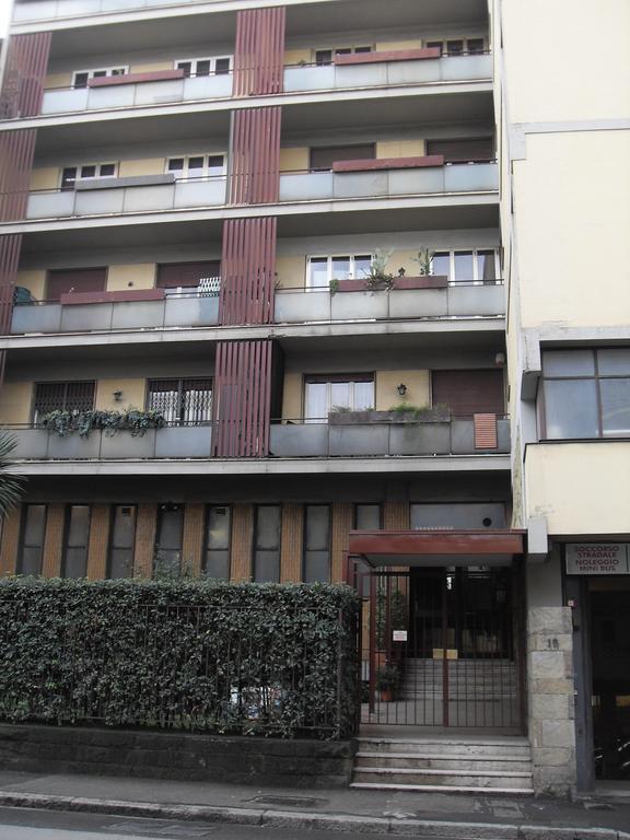 Residenza Giulia Hotell Florens Exteriör bild