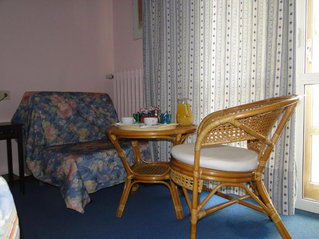 Residenza Giulia Hotell Florens Exteriör bild