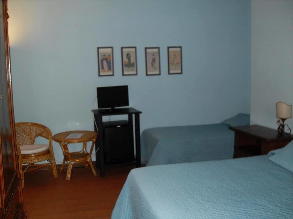Residenza Giulia Hotell Florens Exteriör bild