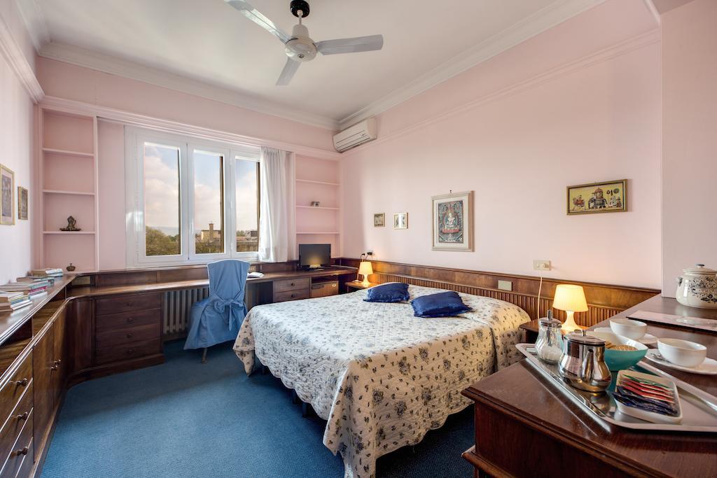 Residenza Giulia Hotell Florens Exteriör bild